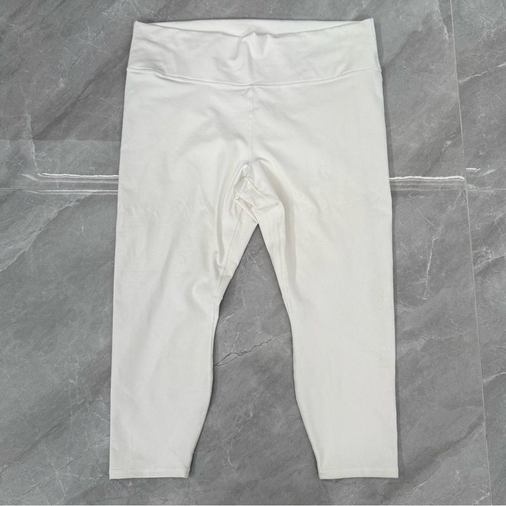 Women’s Fabletics Define PowerHold High-Waisted 7/8 Leggings 4X Plus Size - Picture 2 of 16